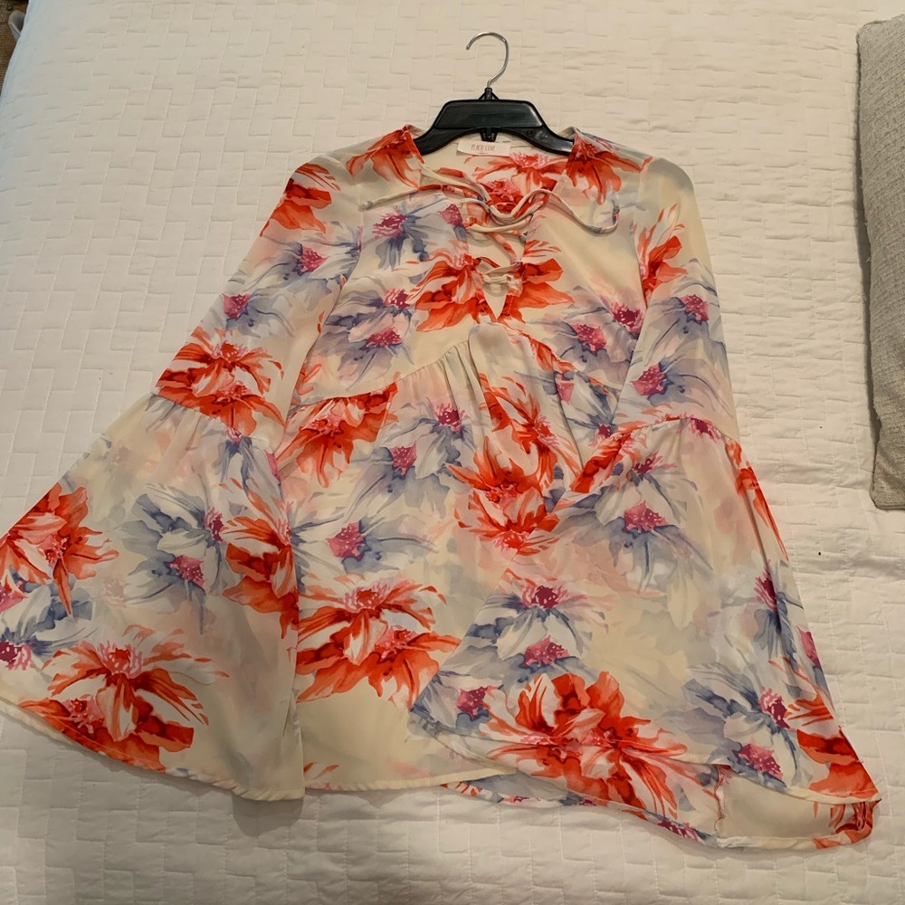 Peach love lace up blouse size: small